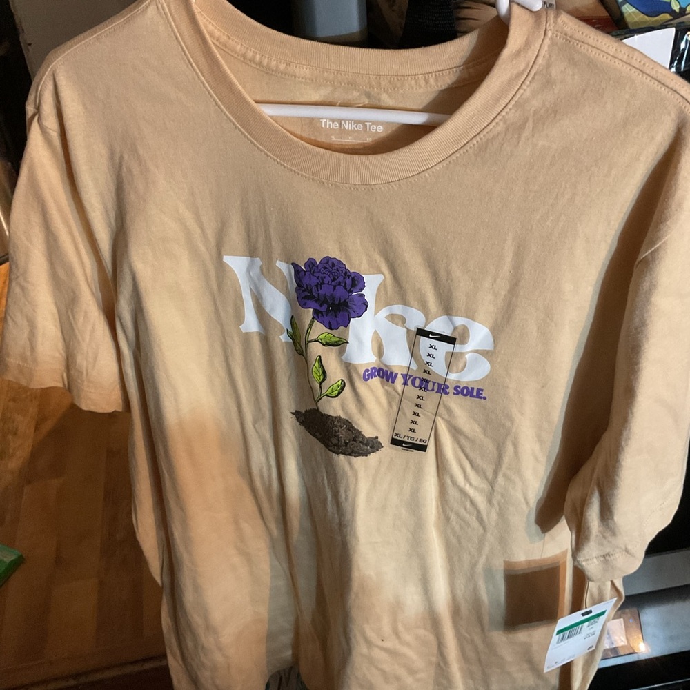 Nike Tee Women’s XL with Purple Floral Graphic Grow Your Sole